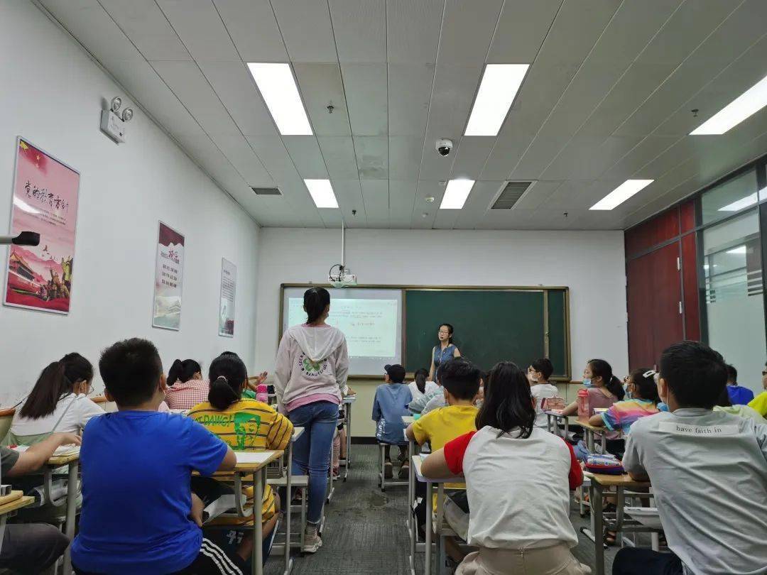 语文听课记录评语_信息技术听课评语和建议_小学数学听课评语大全